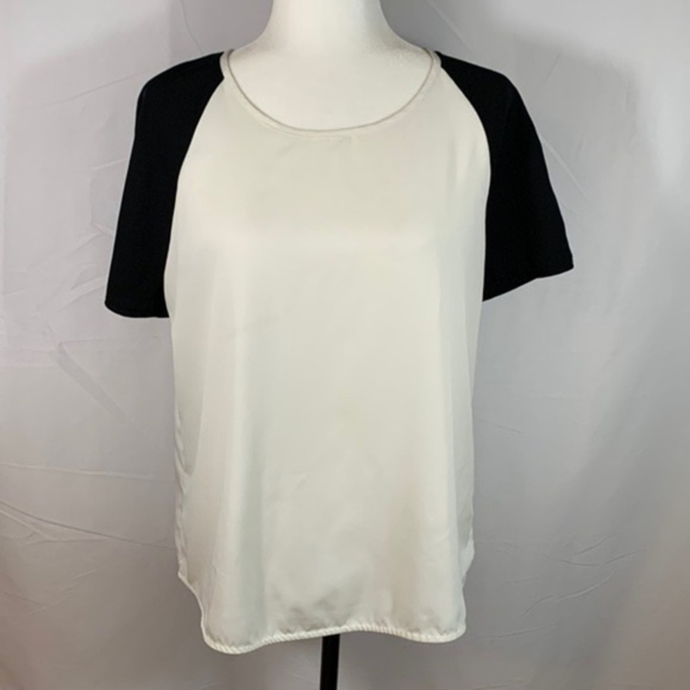 Banana Republic Black &Off-White Blouse